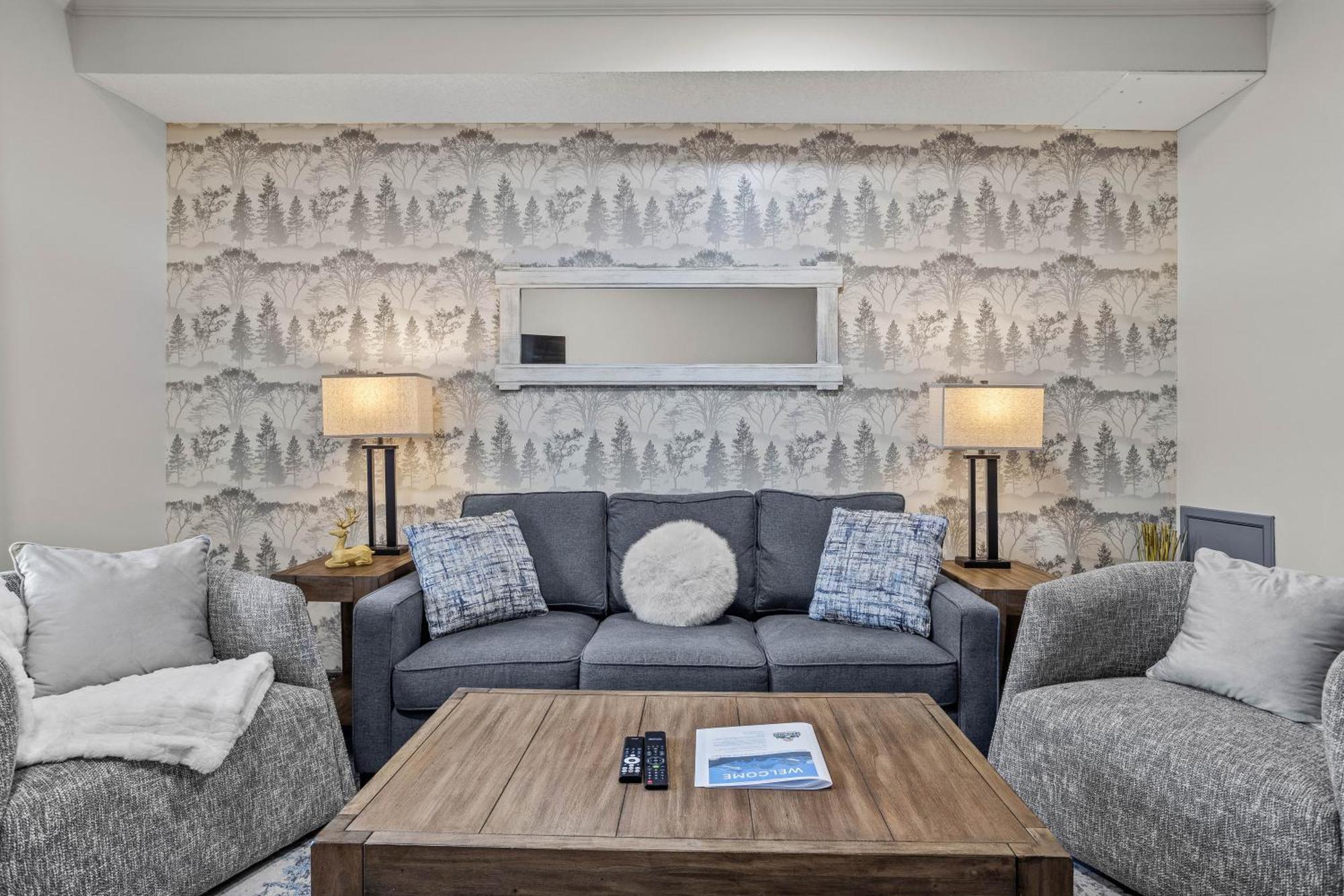 Mystic Pool & Hot Tub Hosted By Little Sister Getaways Apartment Canmore Exterior photo