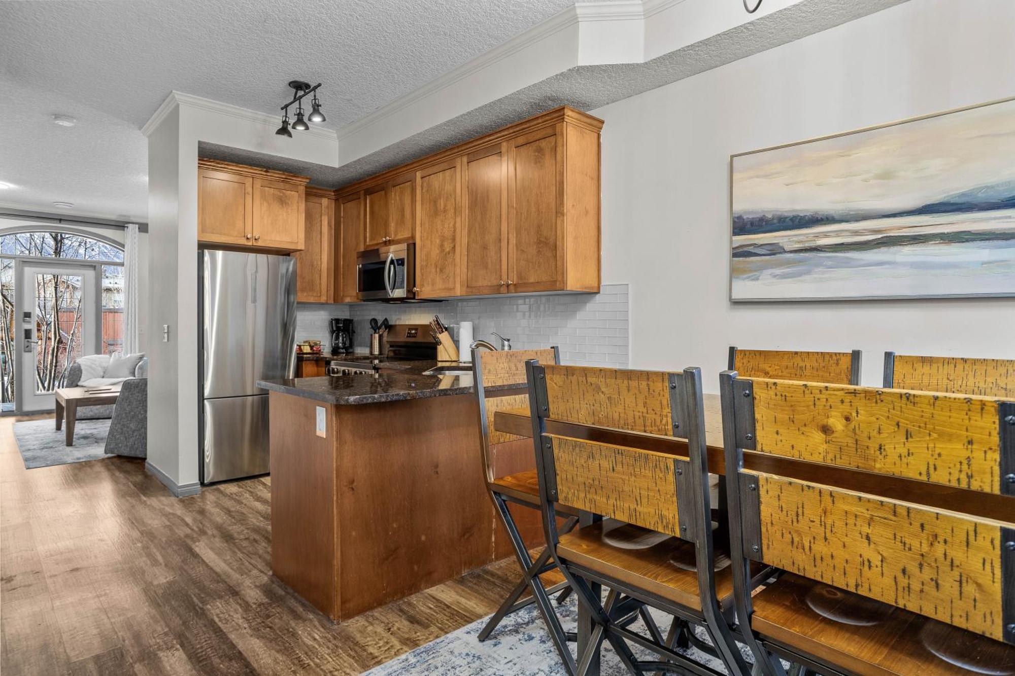 Mystic Pool & Hot Tub Hosted By Little Sister Getaways Apartment Canmore Exterior photo